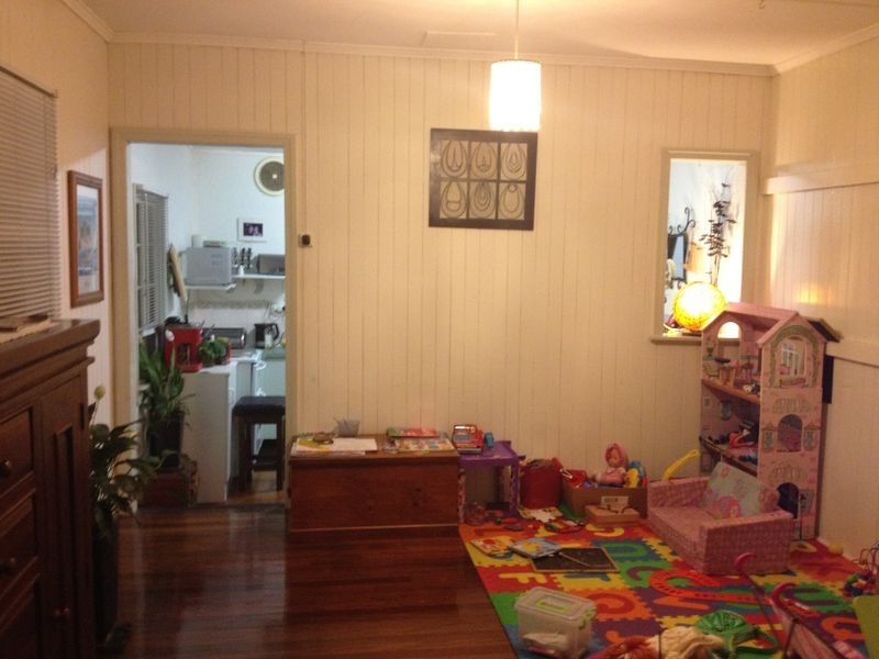 12 ASHMOLE ROAD, Redcliffe QLD 4020