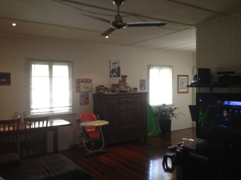 12 ASHMOLE ROAD, Redcliffe QLD 4020