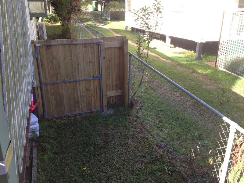 12 ASHMOLE ROAD, Redcliffe QLD 4020