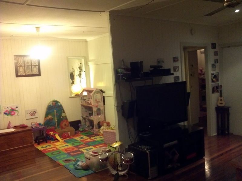 12 ASHMOLE ROAD, Redcliffe QLD 4020