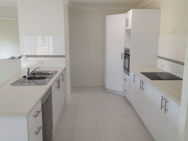 1 HARRIET LANE, Oxenford QLD 4210