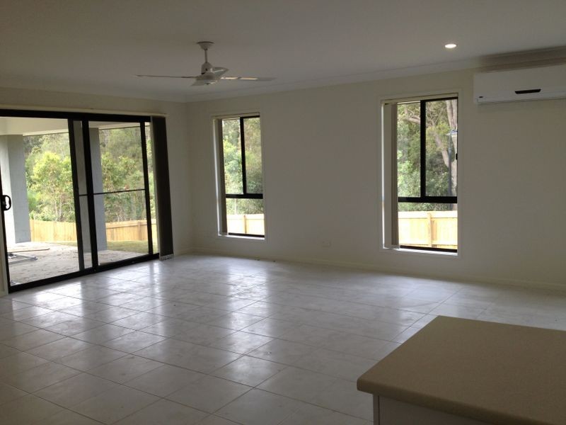 1 HARRIET LANE, Oxenford QLD 4210