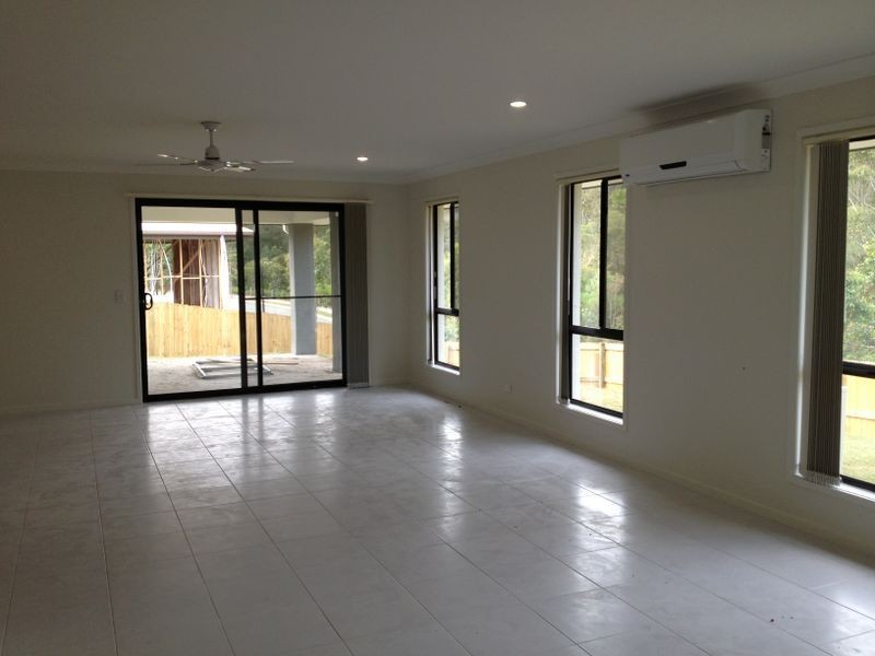 1 HARRIET LANE, Oxenford QLD 4210