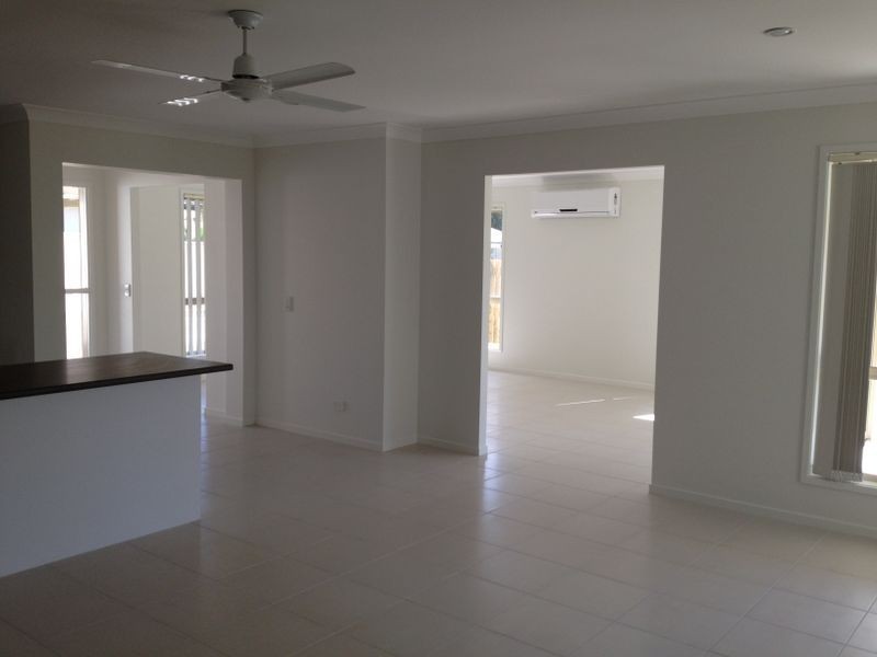 5 CONLAN COURT, Oxenford QLD 4210