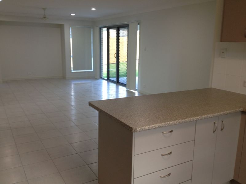 25 BELLFLOWER CRESCENT, Mount Cotton QLD 4165