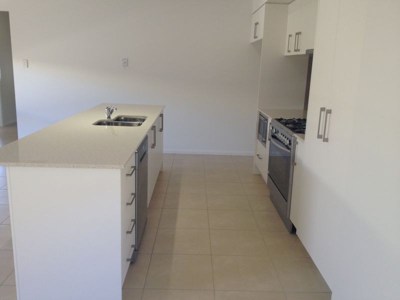 209 CANE STREET, Redland Bay QLD 4165