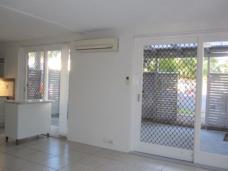 1/12 FORD STREET, Clayfield QLD 4011