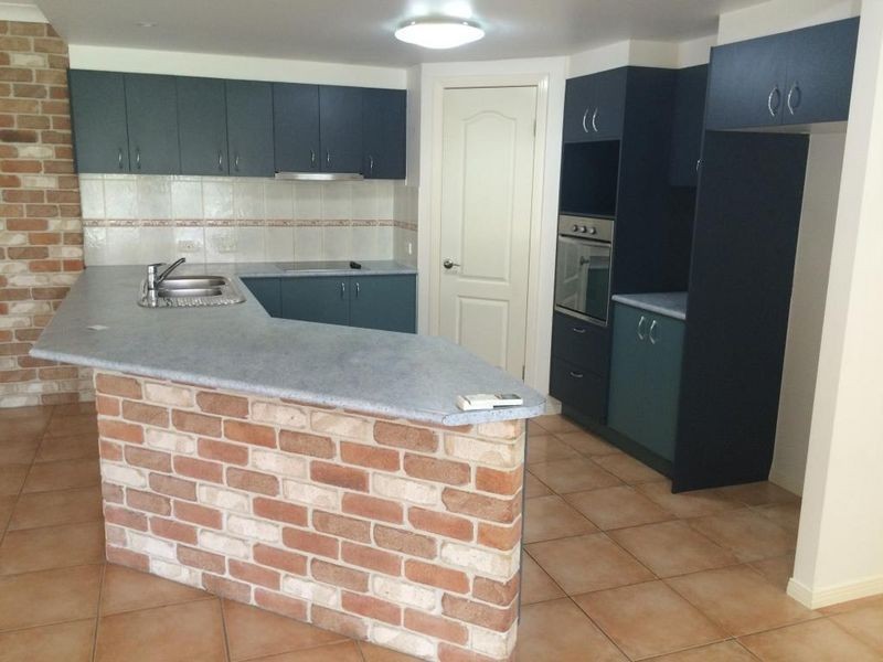 9 ANCHOR PLACE, Redland Bay QLD 4165