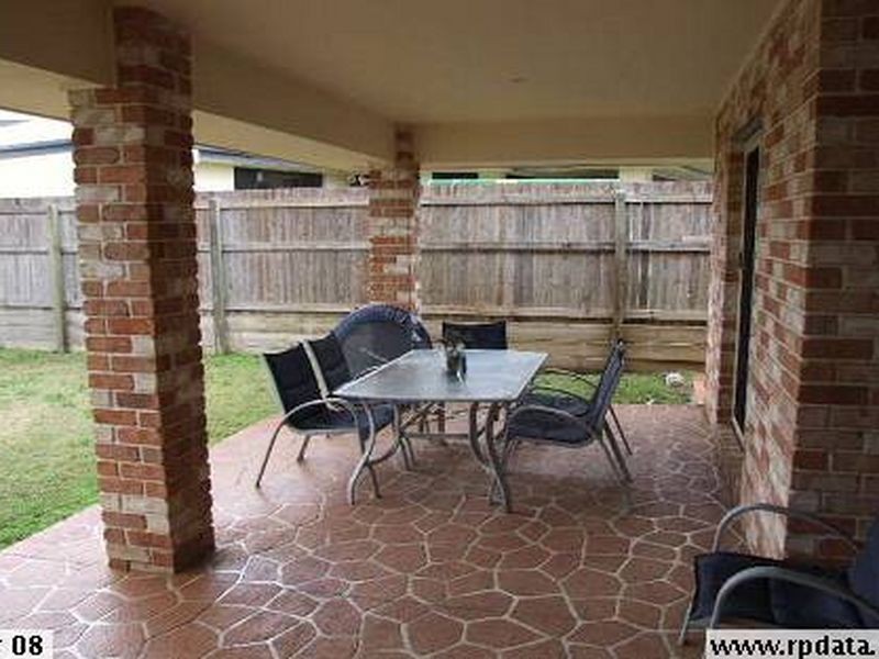 9 ANCHOR PLACE, Redland Bay QLD 4165