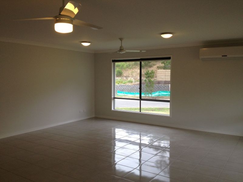49 SKYLINE CIRCUIT, Bahrs Scrub QLD 4207