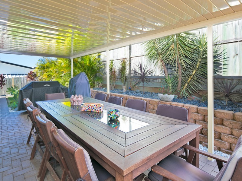 26 Poynter Street, Redland Bay QLD 4165