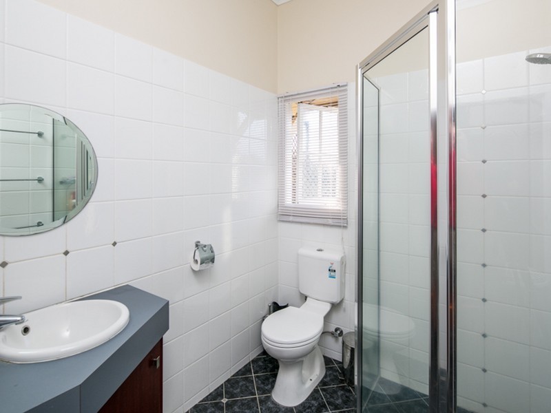 203 Cane Street, Redland Bay QLD 4165