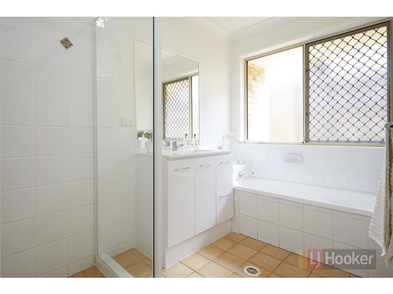 9 Cazna Court, Redland Bay QLD 4165