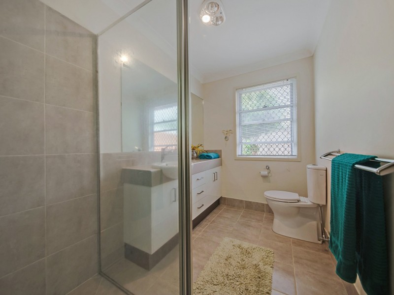 9 BREAM PLACE, Redland Bay QLD 4165