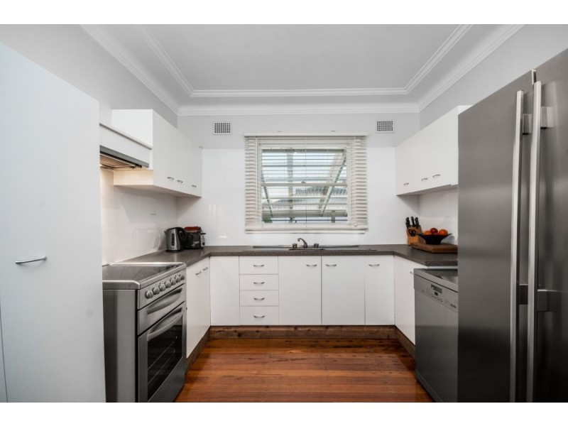 153 Wells Street, Springfield NSW 2250