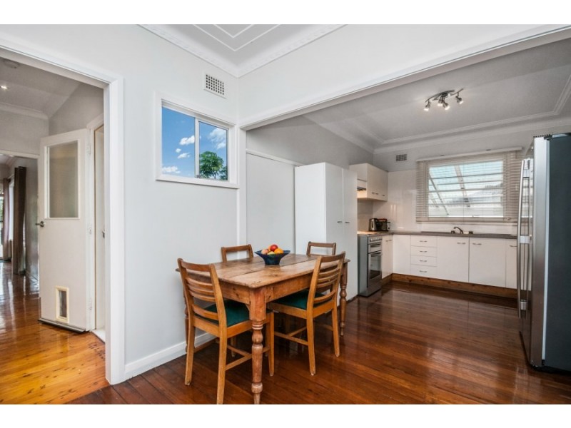 153 Wells Street, Springfield NSW 2250