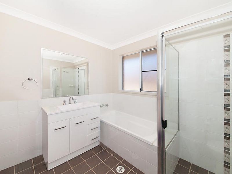 1 Hulda Road, Wadalba NSW 2259