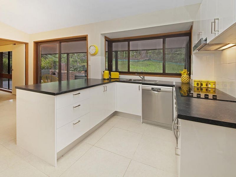 13 Woodview Road, Springfield NSW 2250