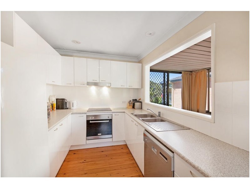 32 Lynnette Crescent, East Gosford NSW 2250