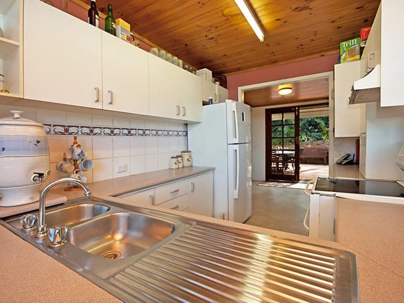 41 Wyoming Road, Wyoming NSW 2250