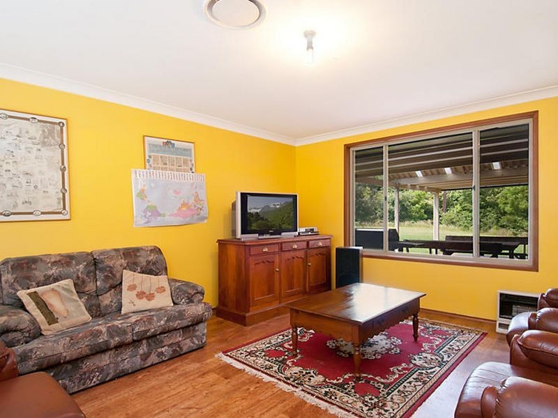 9 Edson Avenue, Ourimbah NSW 2258