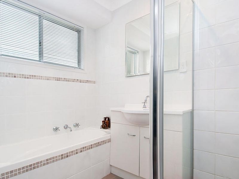 15 Brands Place, Lisarow NSW 2250