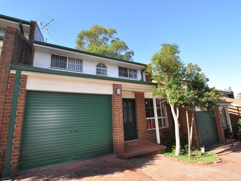 2/39 Wells Street, East Gosford NSW 2250