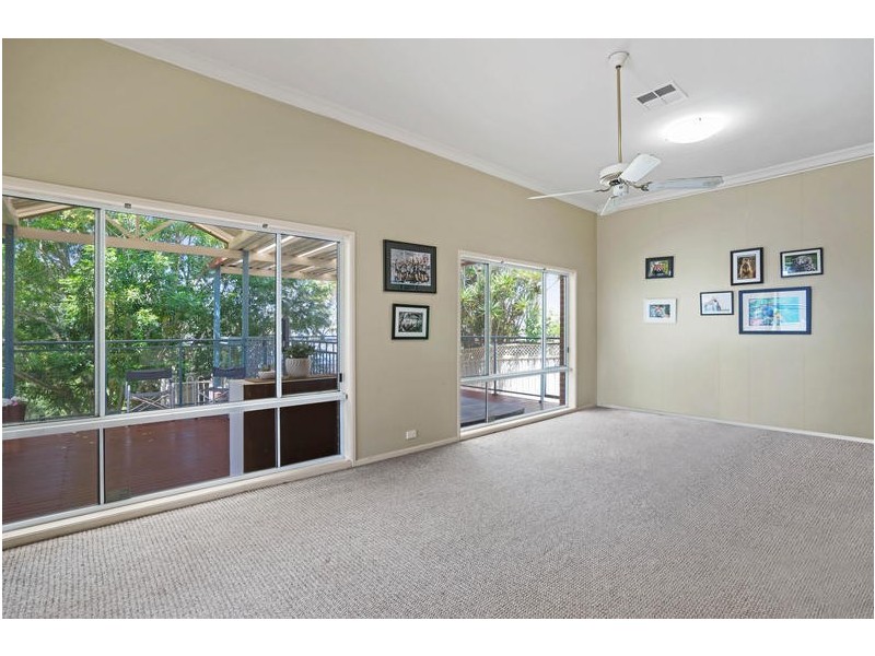 6 Watergum Place, Springfield NSW 2250
