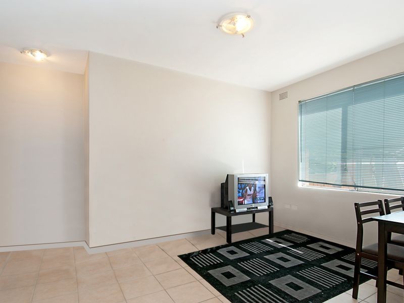 4/28 Caroline Street, East Gosford NSW 2250