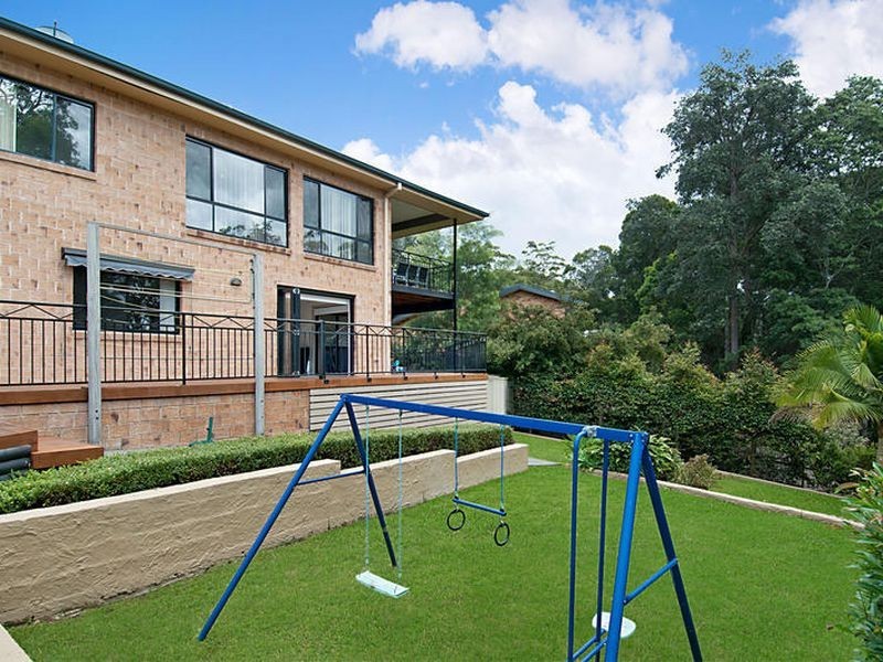 8 Ashburn Close, Lisarow NSW 2250