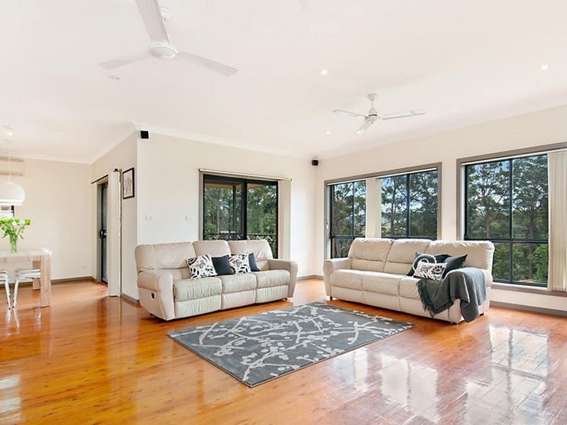 8 Ashburn Close, Lisarow NSW 2250