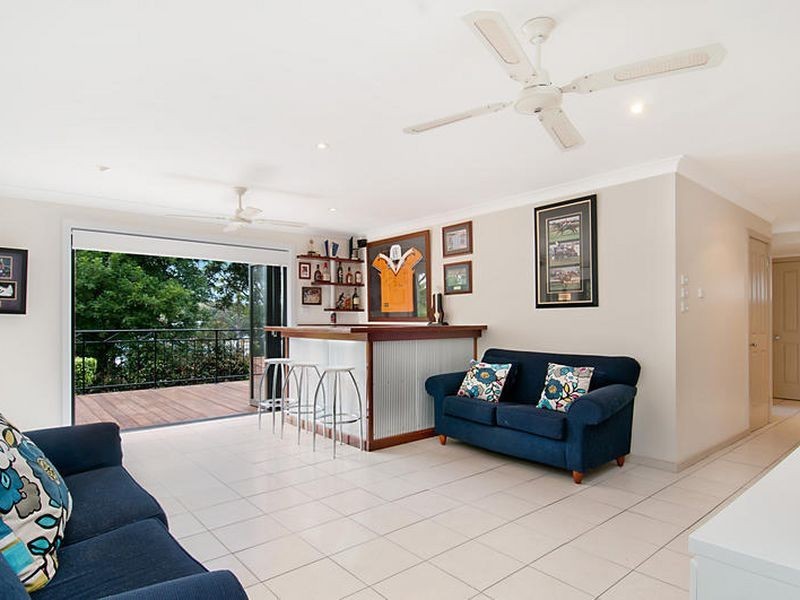 8 Ashburn Close, Lisarow NSW 2250