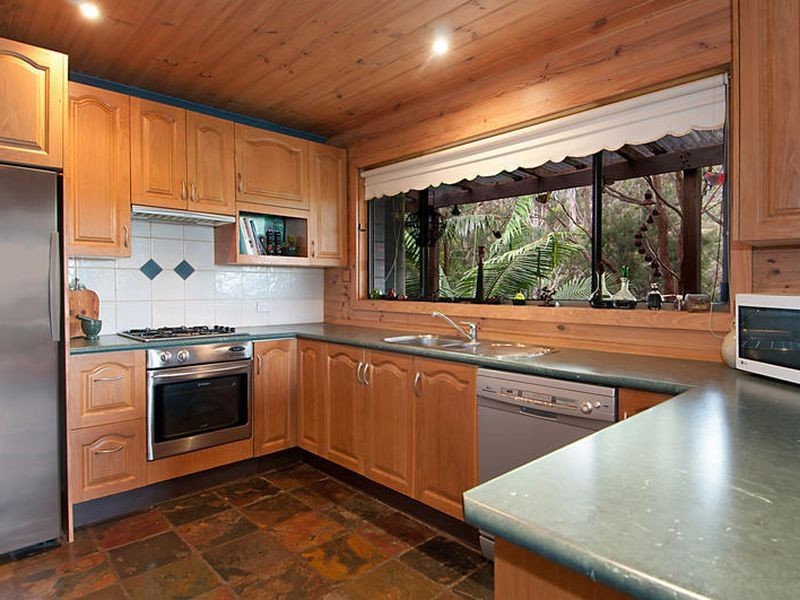 5 Rubie Crescent, East Gosford NSW 2250