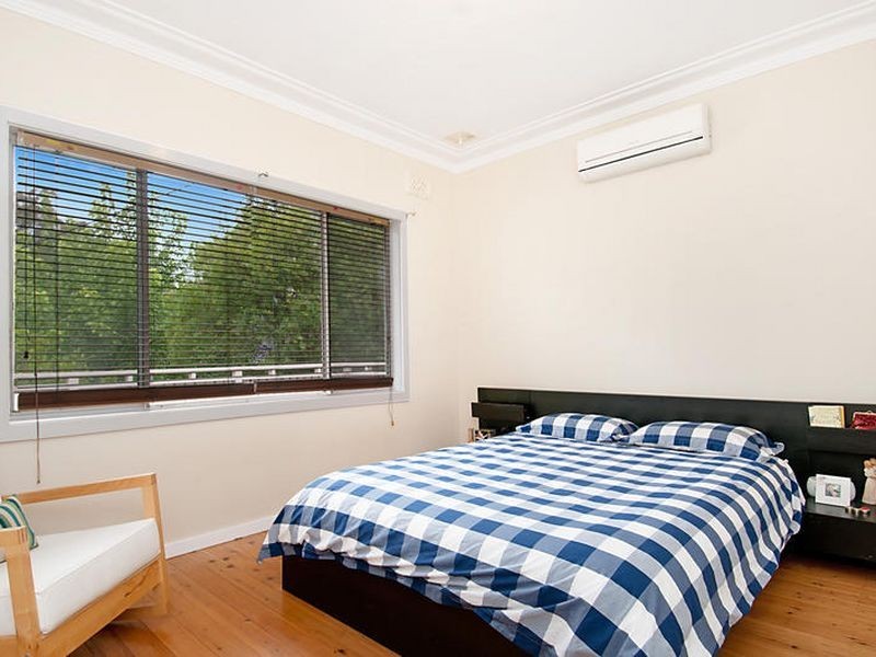 9 Heather Crescent, Wyoming NSW 2250