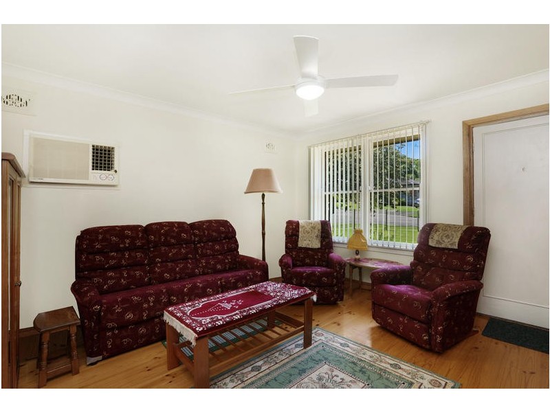 38 Bushlands Avenue, Springfield NSW 2250