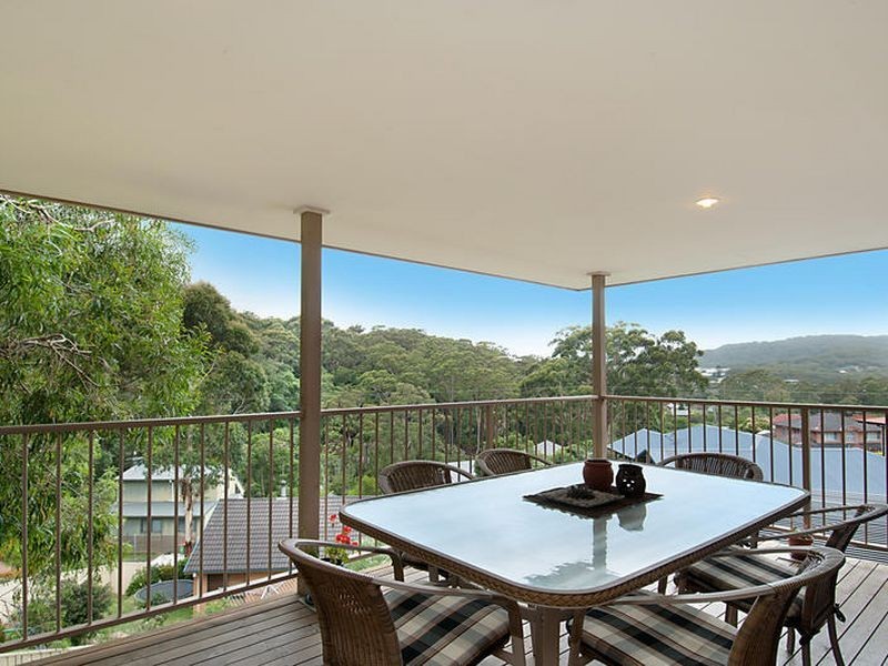 68 Robinia Parade, Springfield NSW 2250