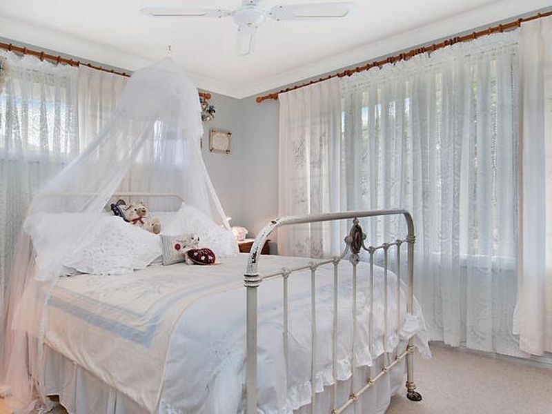 68 Robinia Parade, Springfield NSW 2250