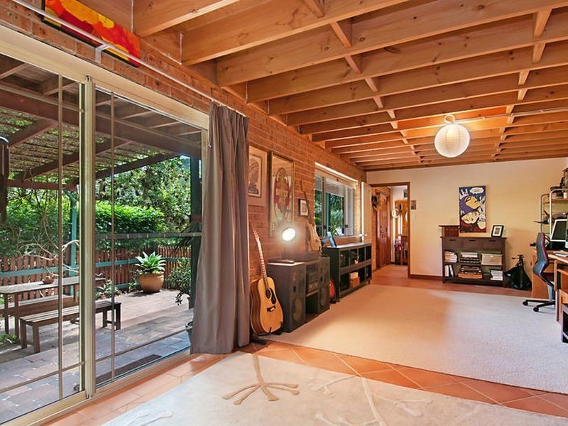 106 Blackbutt St, Wyoming NSW 2250