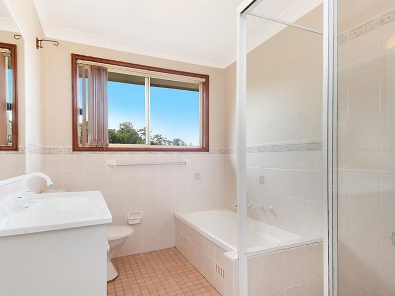64 Woodview Avenue, Lisarow NSW 2250