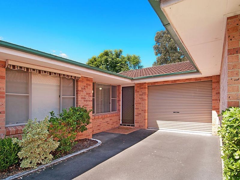 6/207 Albany Street, Point Frederick NSW 2250