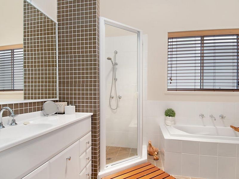 39 The Valley Way, Lisarow NSW 2250