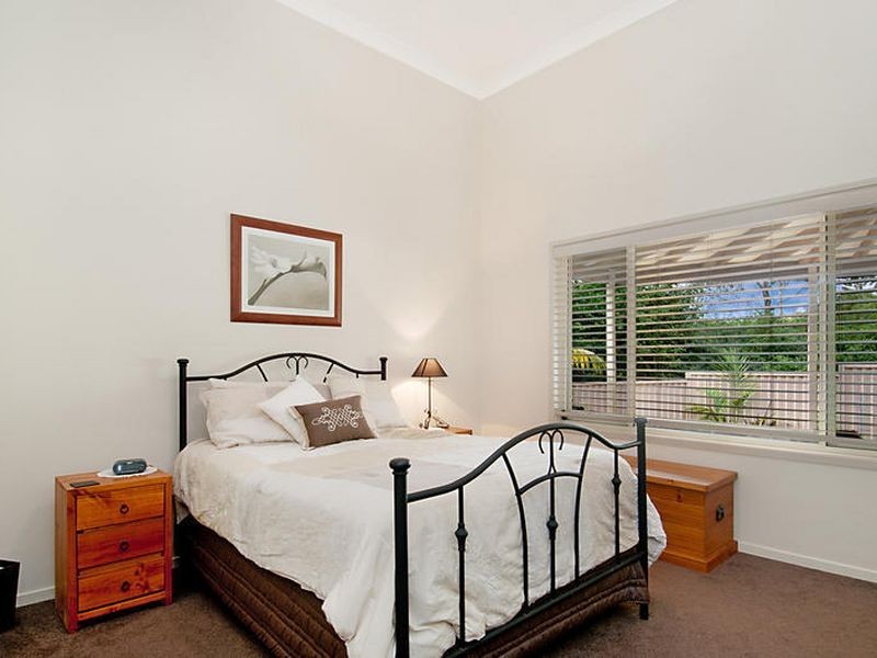 39 The Valley Way, Lisarow NSW 2250