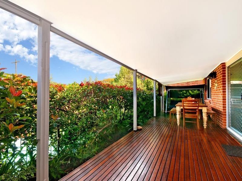 1 Fox Glove Close, Green Point NSW 2251