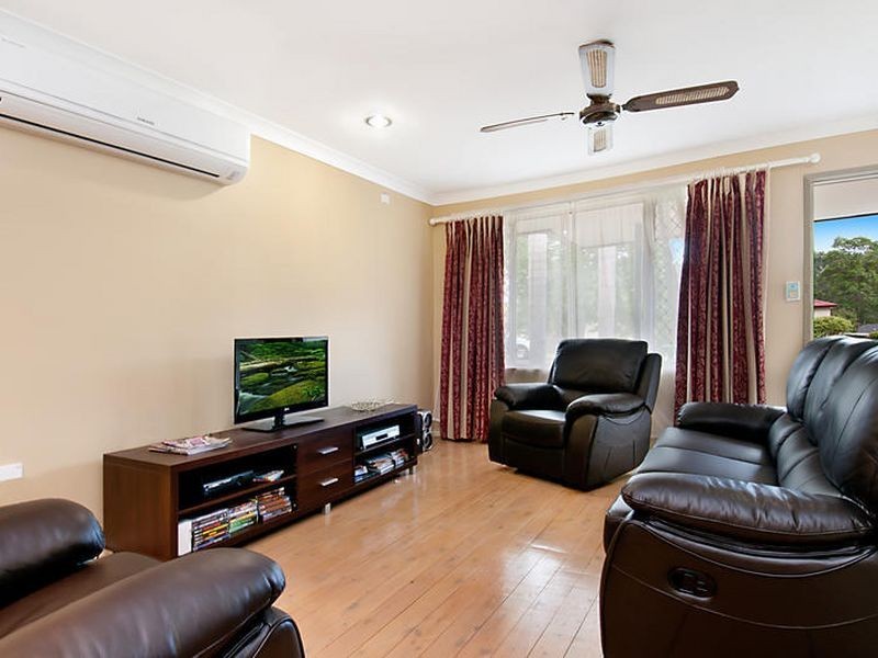 8 Lock Avenue, Springfield NSW 2250