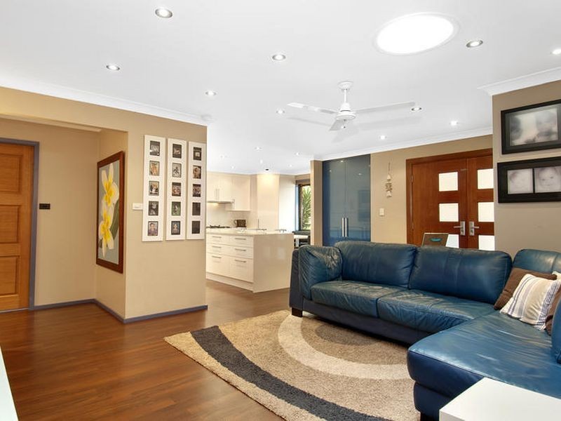 4 Crystal Street, Forresters Beach NSW 2260