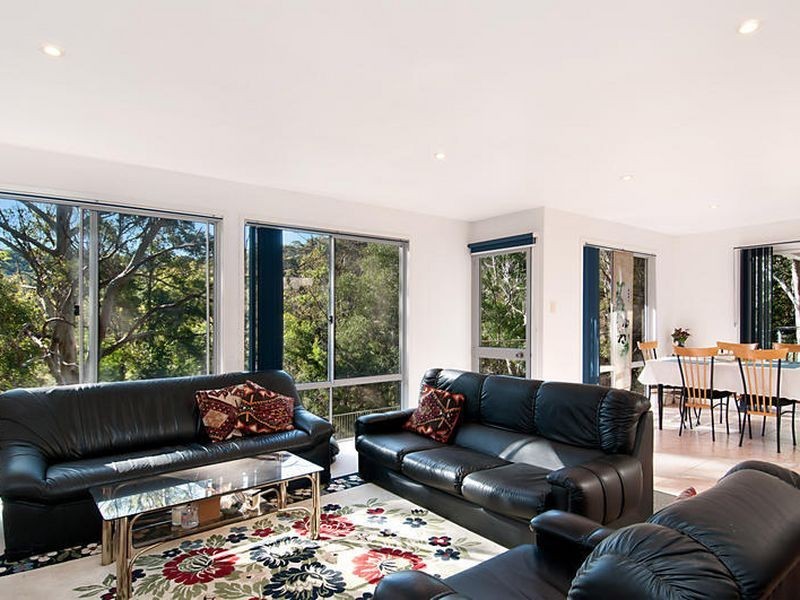 94 Blackbutt Street, Wyoming NSW 2250