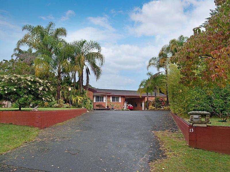 13 Sullens Avenue, East Gosford NSW 2250