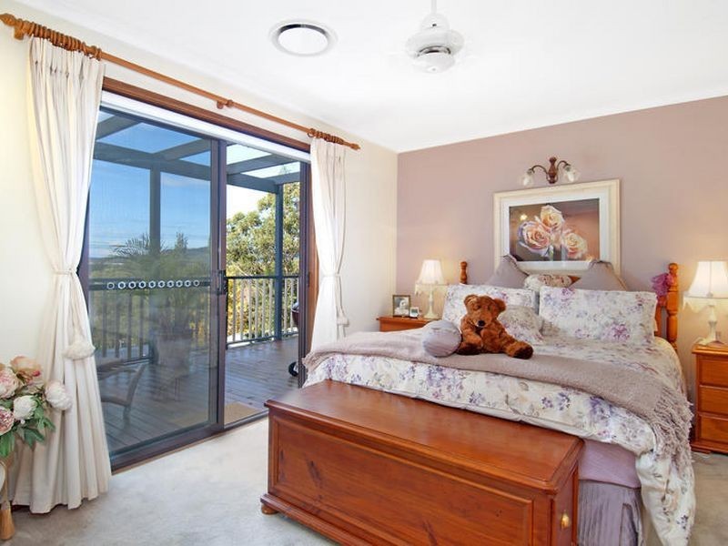 37 Alison Road, Springfield NSW 2250