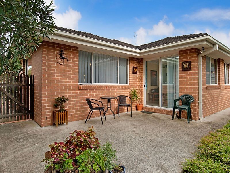 2/17 Gladys Manly Avenue, Kincumber NSW 2251