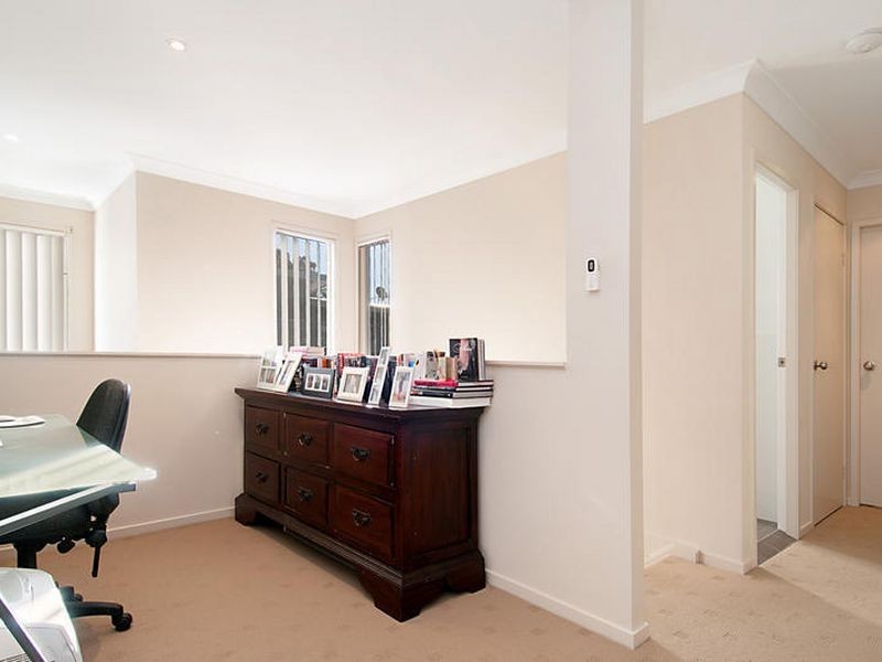 2/24 Pemell Street, Wyoming NSW 2250